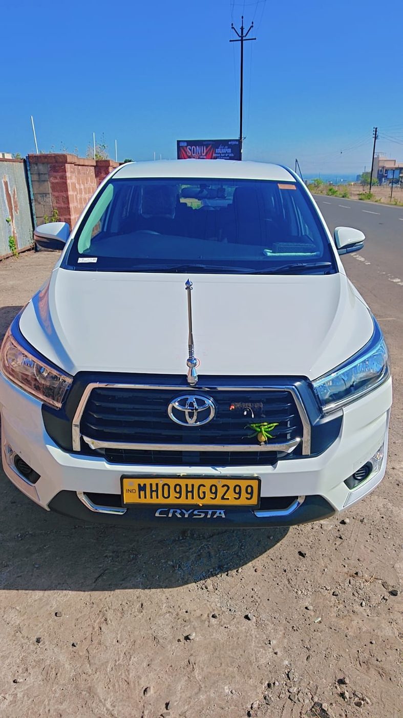Toyota Innova Crysta used for airport transfers